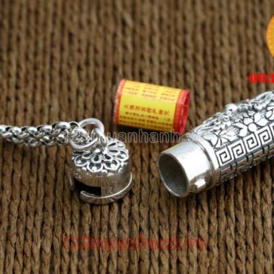 Mặt dây chuyền bình đựng xá lợi khắc Om Mani Padme Hum và chùy kim cang bằng bạc thái